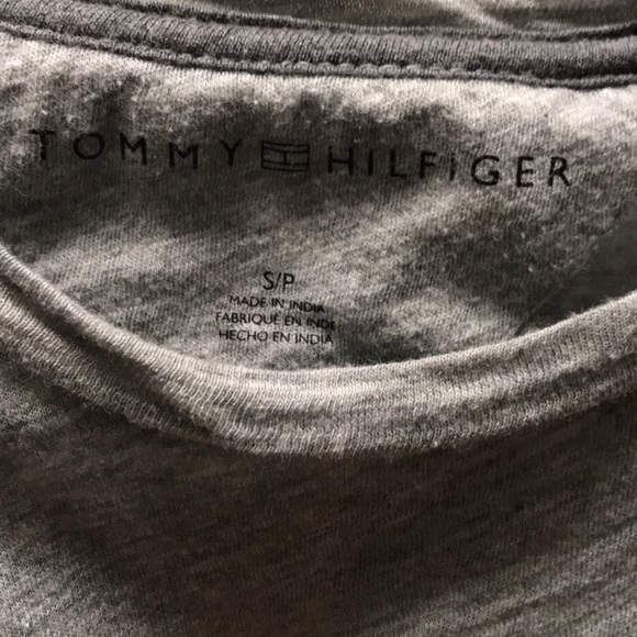 Tommy Hilfiger Logo Tee - Picture 4 of 4